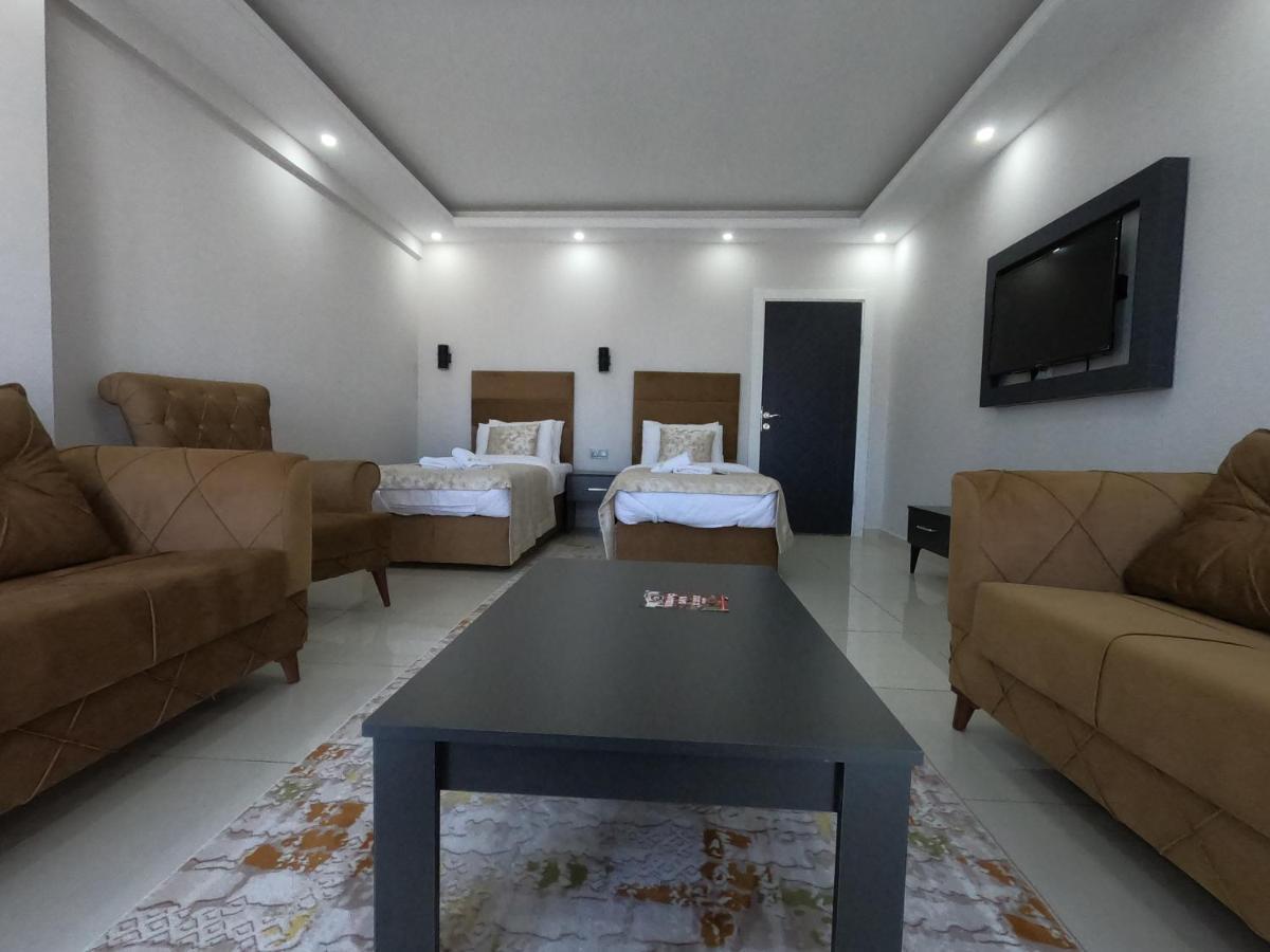 Cnr Otel Airport Istanbul Bagian luar foto