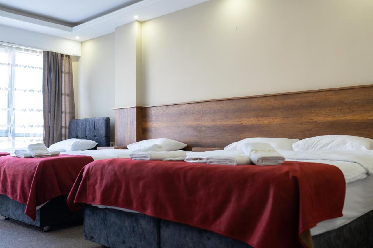 Cnr Otel Airport Istanbul Bagian luar foto