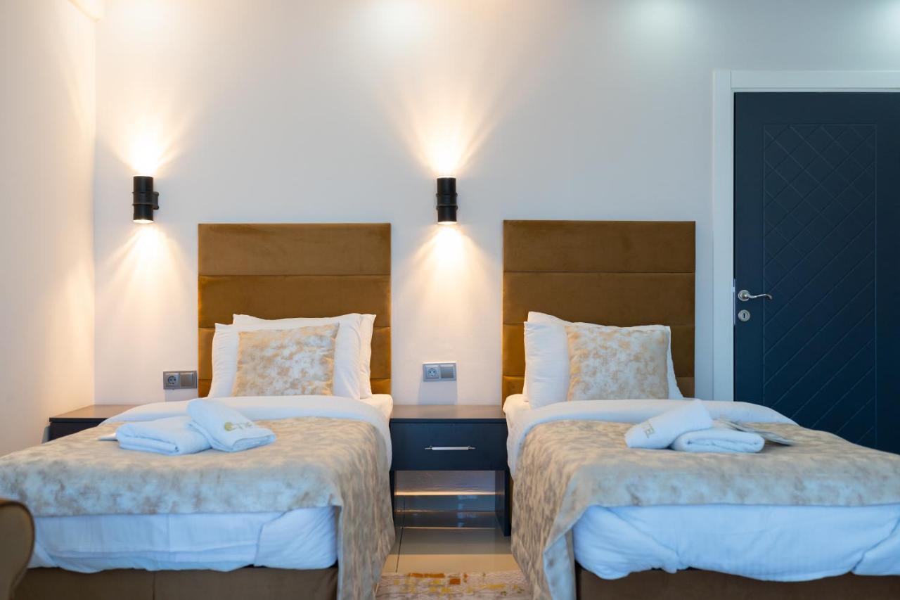 Cnr Otel Airport Istanbul Bagian luar foto