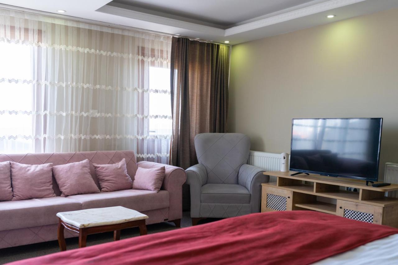 Cnr Otel Airport Istanbul Bagian luar foto